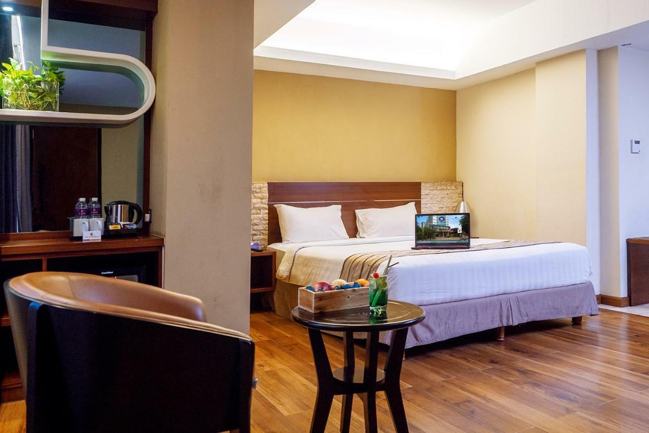 Da Vienna Boutique Hotel Batam Eksteriør billede